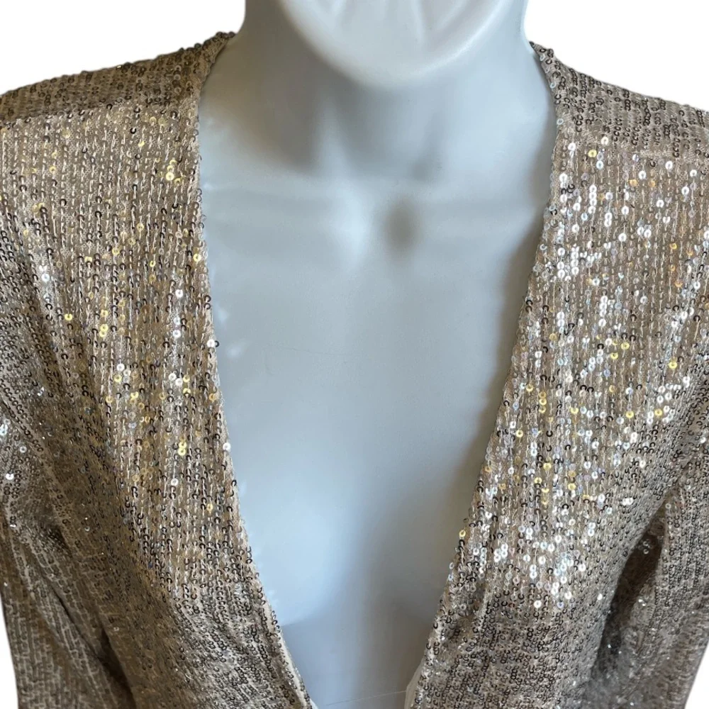 Maurice’s  longer cardigan XS  NWT special Occassion gold sequin duster